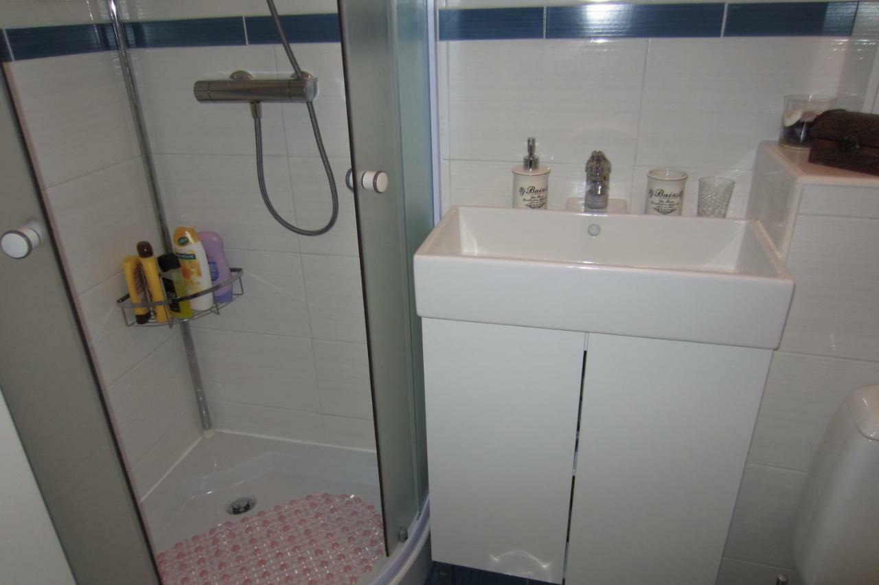 Apartman Valinor Miholascica Zewnętrze zdjęcie